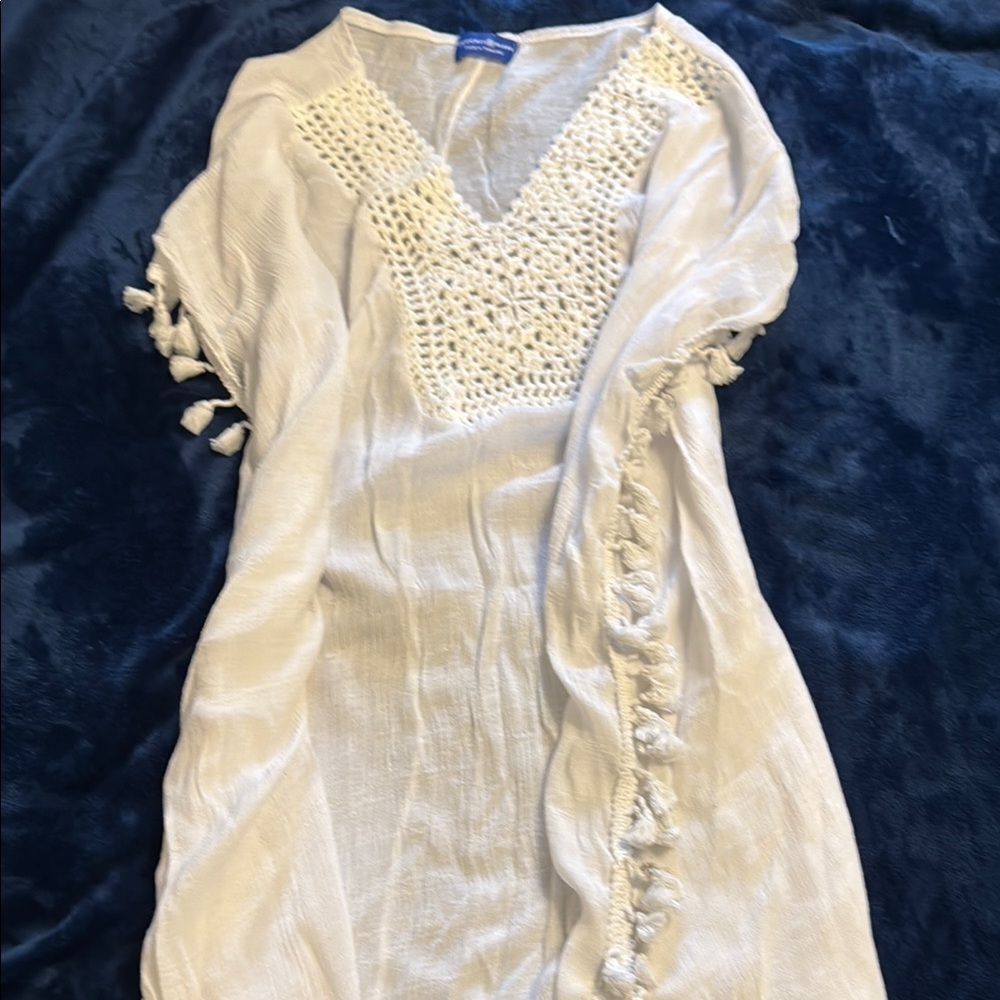 Elegant White Tunic with Crochet Detail